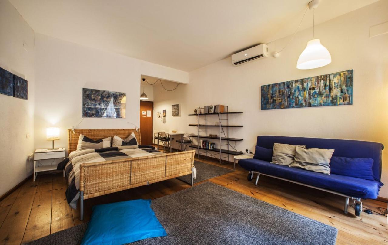 Studio Apartments Centro Storico Via Manno カリアリ エクステリア 写真