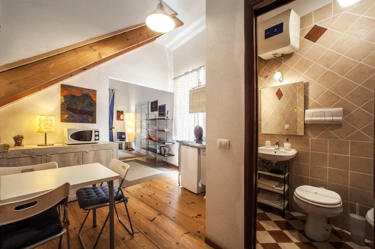 Studio Apartments Centro Storico Via Manno カリアリ エクステリア 写真