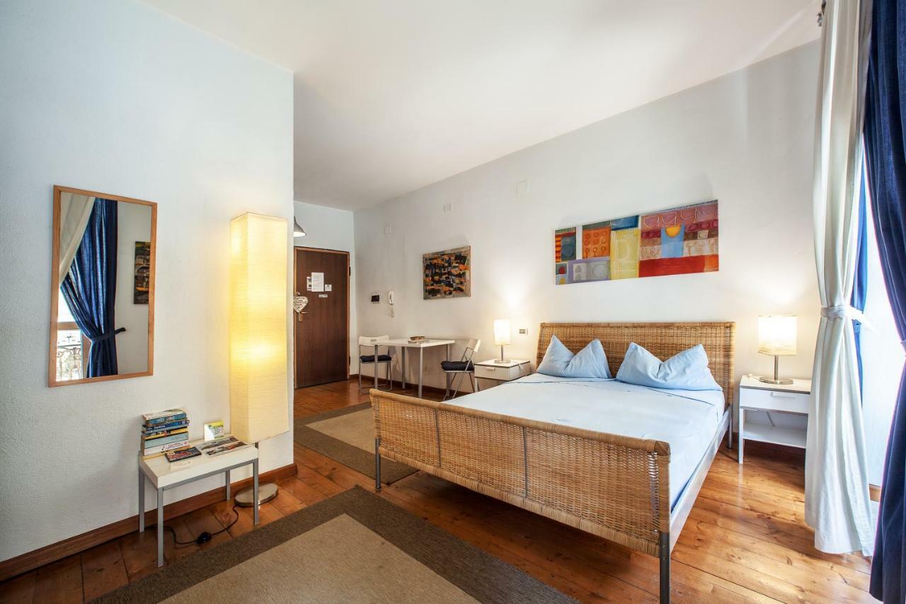 Studio Apartments Centro Storico Via Manno カリアリ エクステリア 写真